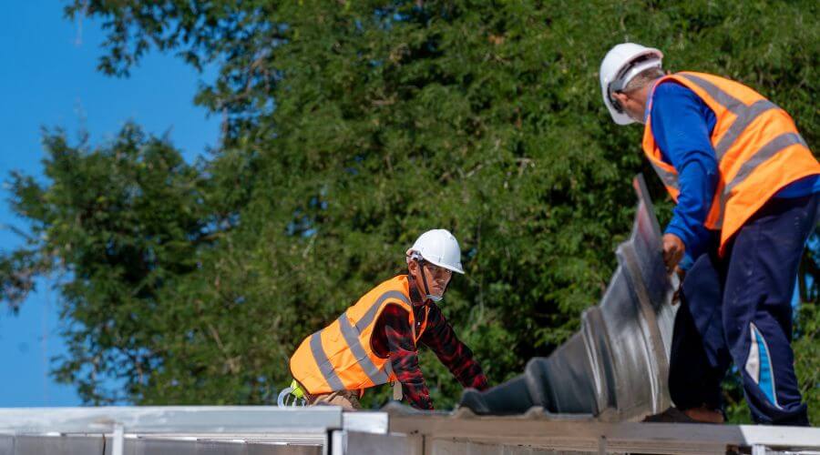 Professional gutter cleaning in Brandt, SD